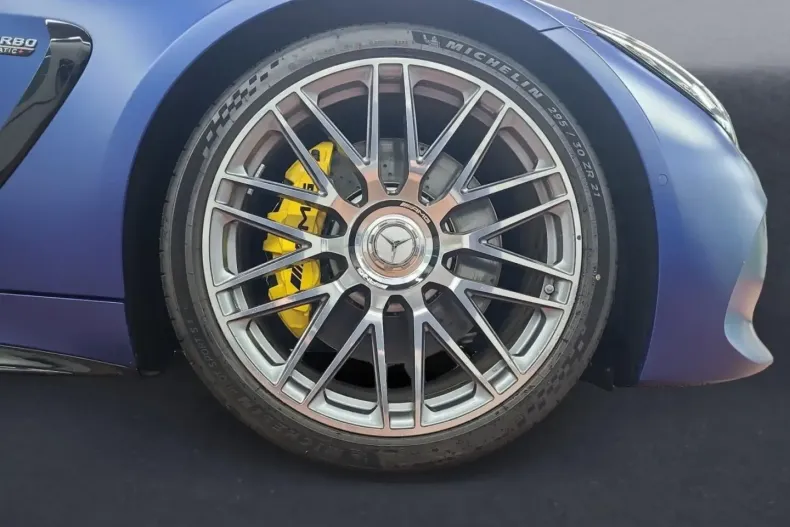 Mercedes-Benz AMG GT din 2025 cu 1.678 km - oferta MER160829 - foto 5