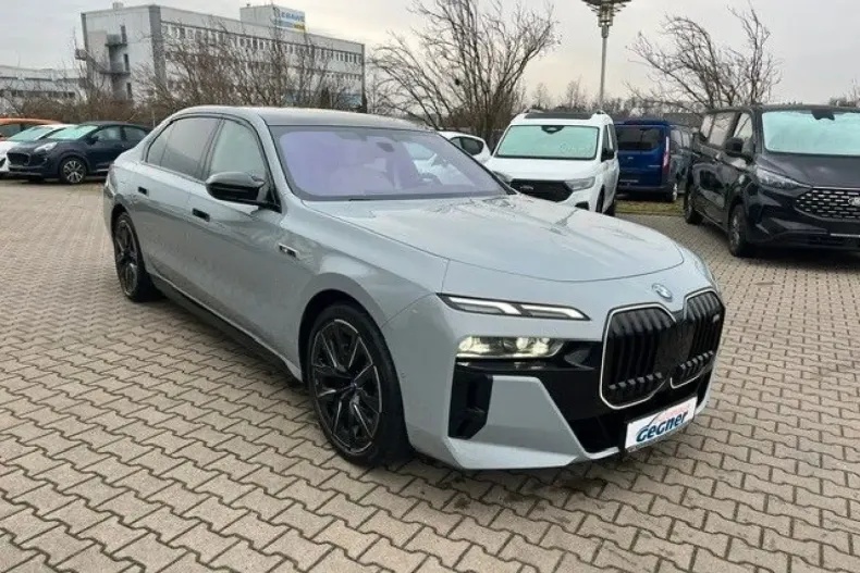 BMW M760 din 2023 cu 62.750 km - oferta BMW160834 - foto 5