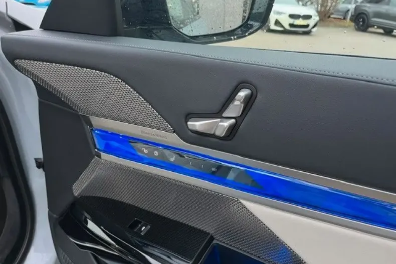 BMW M760 din 2023 cu 62.750 km - oferta BMW160834 - foto 9