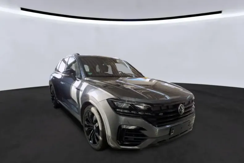 Volkswagen Touareg din 2022 cu 65.184 km - oferta VOL160847 - foto 2