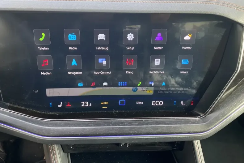 Volkswagen Touareg din 2023 cu 18.290 km - oferta VOL160862 - foto 3