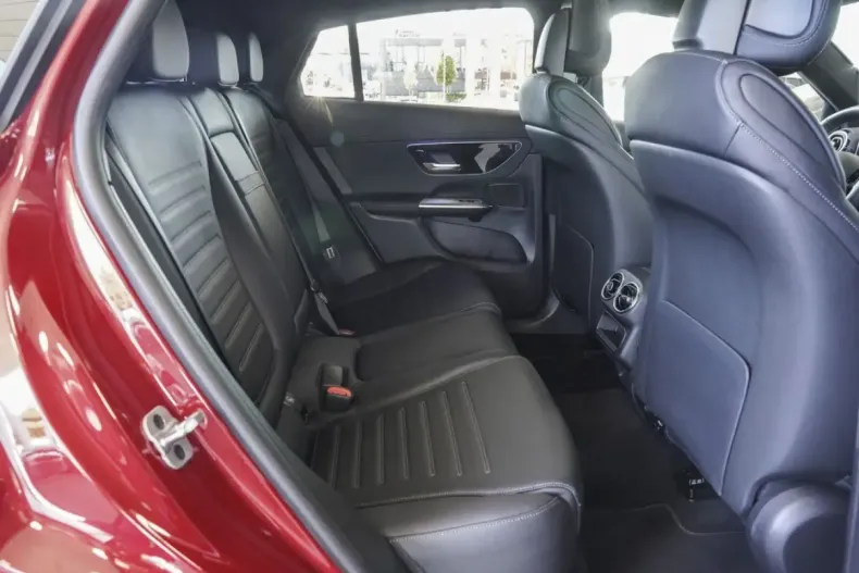 Mercedes-Benz GLC 450 din 2024 cu 18.675 km - oferta MER160872 - foto 8