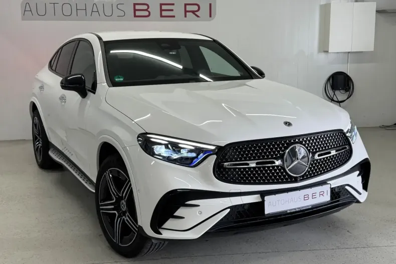 Mercedes-Benz GLC 300 din 2023 cu 26.600 km - oferta MER160876 - foto 1