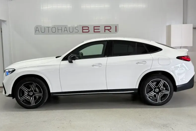 Mercedes-Benz GLC 300 din 2023 cu 26.600 km - oferta MER160876 - foto 4