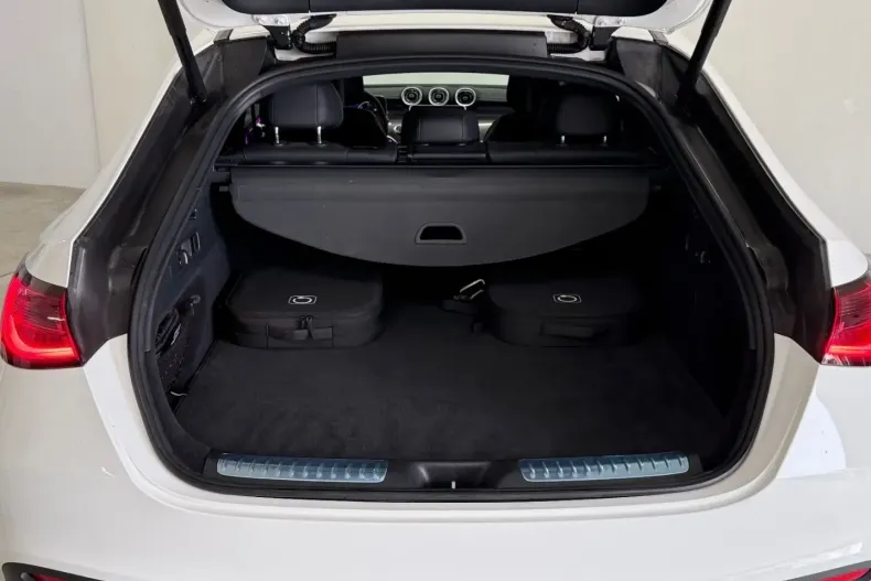 Mercedes-Benz GLC 300 din 2023 cu 26.600 km - oferta MER160876 - foto 9