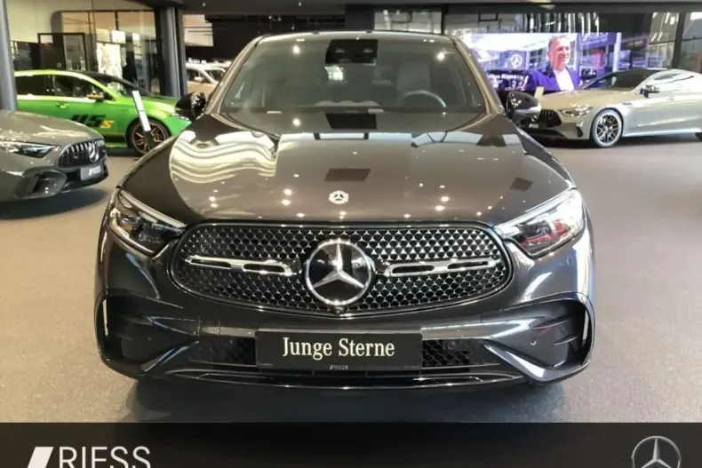 Mercedes-Benz GLC 220 din 2024 cu 31.380 km - oferta MER160878 - foto 3