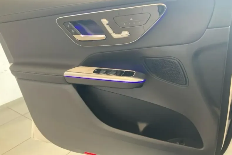 Mercedes-Benz GLC 200 din 2025 cu 17.053 km - oferta MER160879 - foto 14