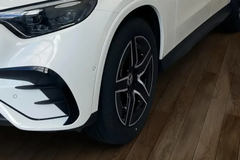 Mercedes-Benz GLC 200 din 2025 cu 17.053 km - oferta MER160879 - foto 16