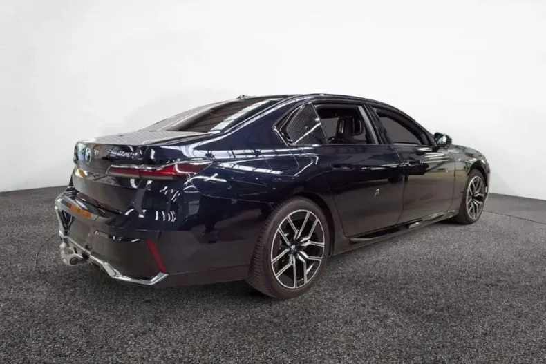 BMW 740 din 2025 cu 22.668 km - oferta BMW160890 - foto 2