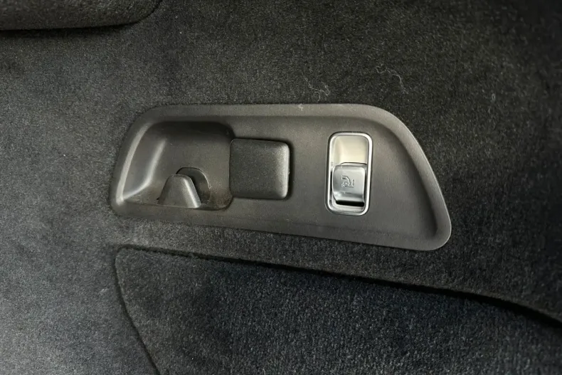 Mercedes-Benz GLS 600 din 2022 cu 74.000 km - oferta MER160912 - foto 13