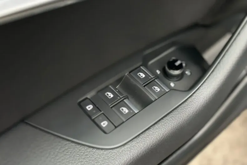 Audi A6 din 2023 cu 39.697 km - oferta AUD160915 - foto 16