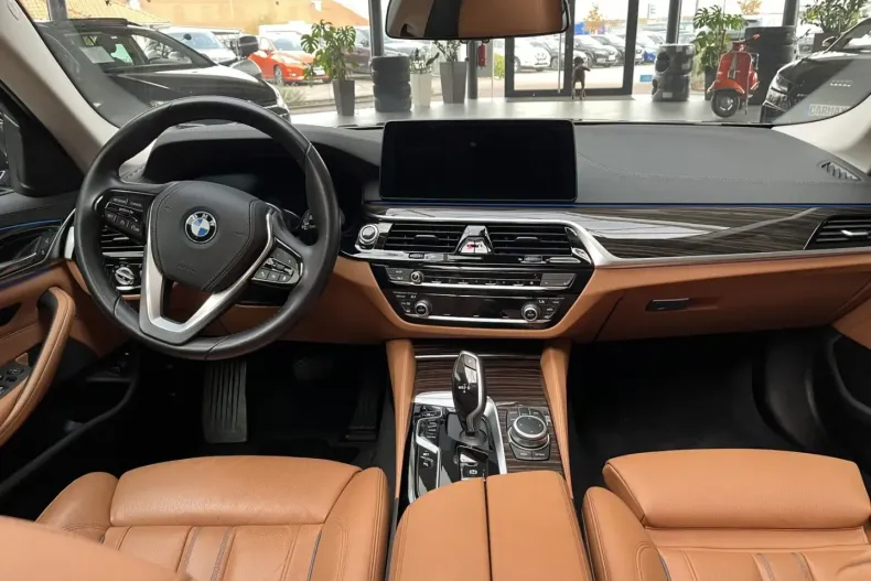 BMW 520 din 2022 cu 67.411 km - oferta BMW160916 - foto 6