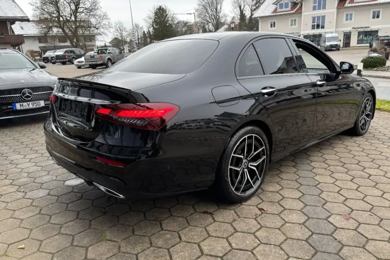 Mercedes-Benz E 450 din 2022 cu 46.000 km - oferta MER160918 - foto 5