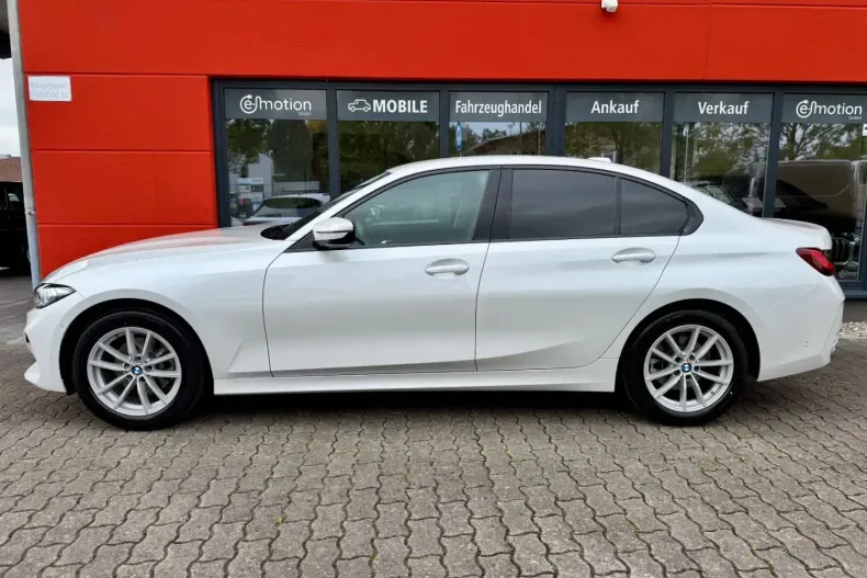 BMW 320 din 2024 cu 10.320 km - oferta BMW160921 - foto 2