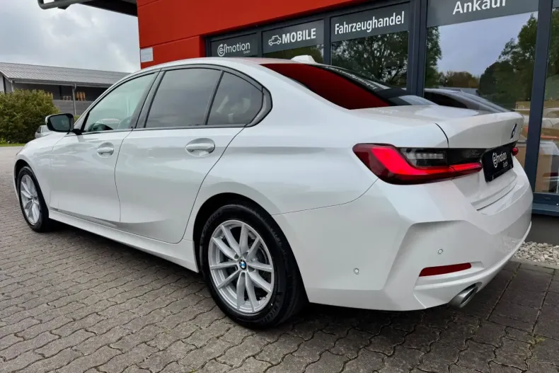 BMW 320 din 2024 cu 10.320 km - oferta BMW160921 - foto 3