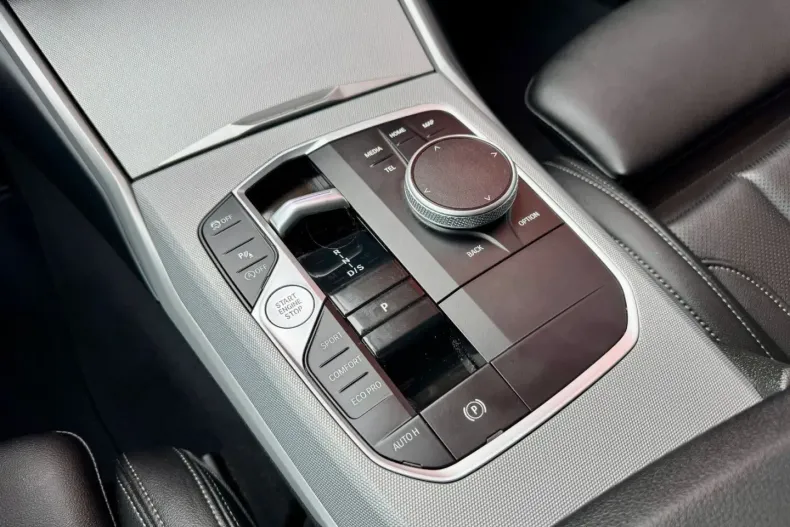 BMW 320 din 2024 cu 10.320 km - oferta BMW160921 - foto 15