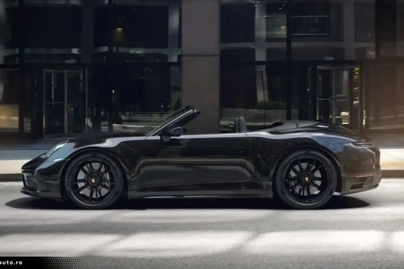 Porsche 992 din 2024 cu 9.800 km - oferta POR160923 - foto 2