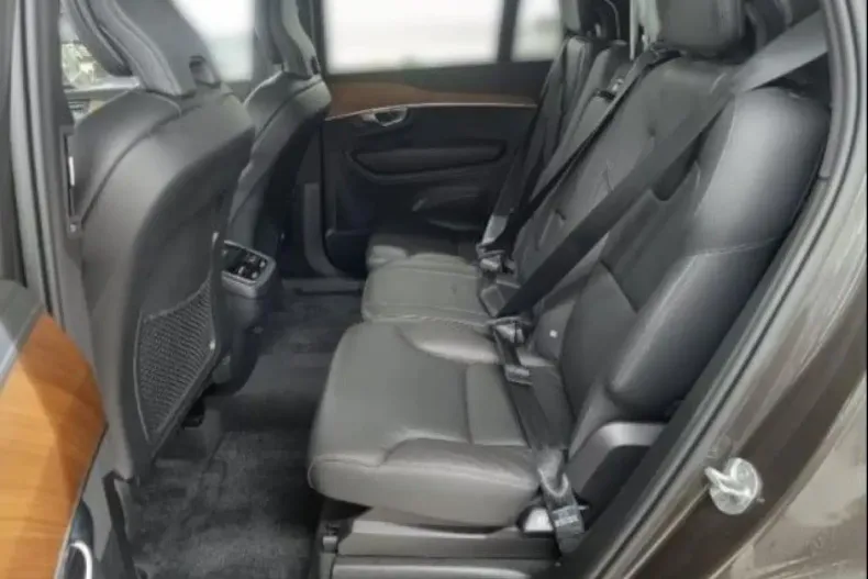 Volvo XC90 din 2022 cu 92.300 km - oferta VOL160930 - foto 6