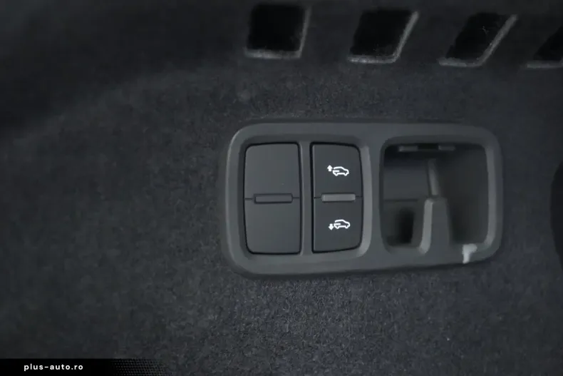 Audi Q8 din 2024 cu 38.000 km - oferta AUD160931 - foto 46