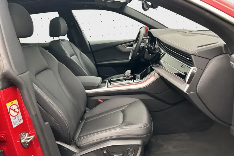Audi Q8 din 2024 cu 19.052 km - oferta AUD160933 - foto 4