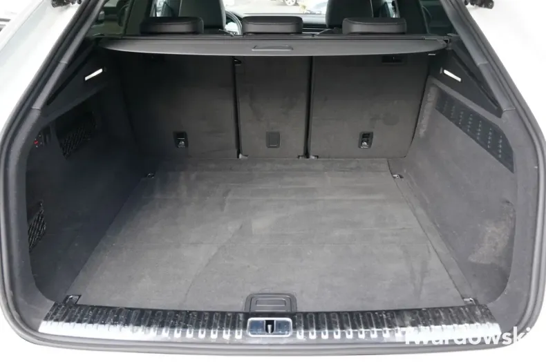 Audi Q8 din 2025 cu 14.029 km - oferta AUD160934 - foto 17