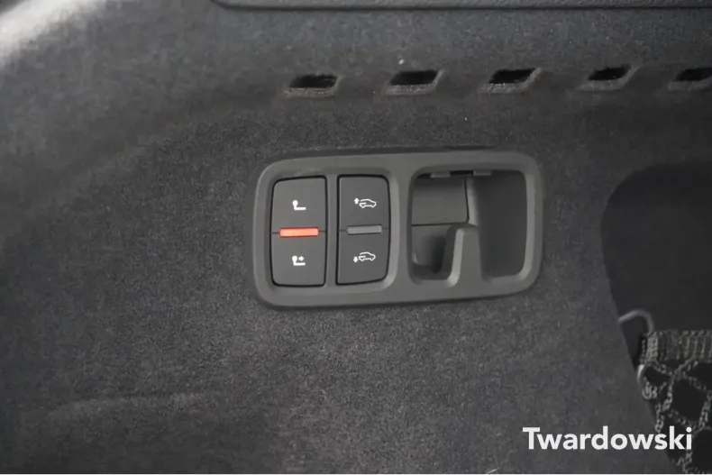 Audi Q8 din 2025 cu 14.029 km - oferta AUD160934 - foto 18