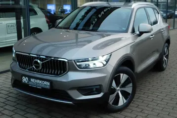 Volvo XC40 din 2022 - oferta VOL160935