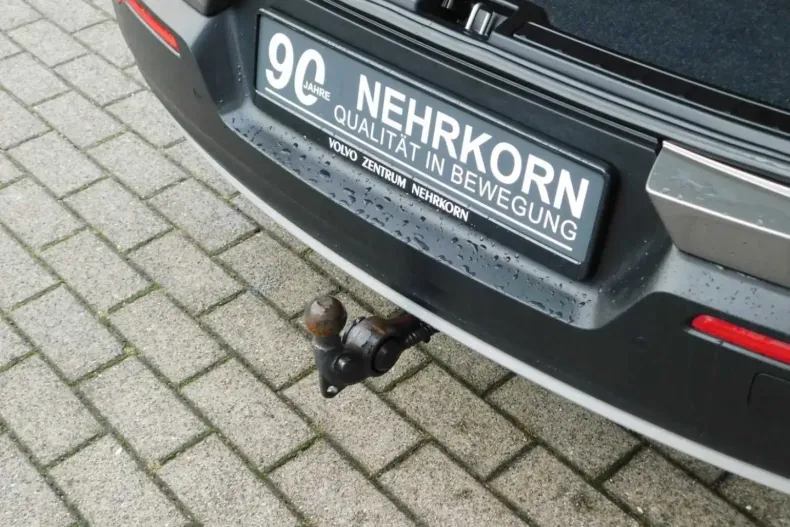 Volvo XC40 din 2022 cu 62.900 km - oferta VOL160935 - foto 8