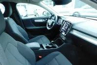 Volvo XC40 din 2022 cu 62.900 km - oferta VOL160935 - foto 13