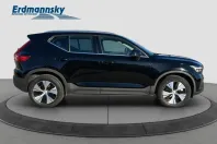 Volvo XC40 din 2022 cu 56.400 km - oferta VOL160936 - foto 6