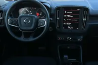 Volvo XC40 din 2022 cu 56.400 km - oferta VOL160936 - foto 10