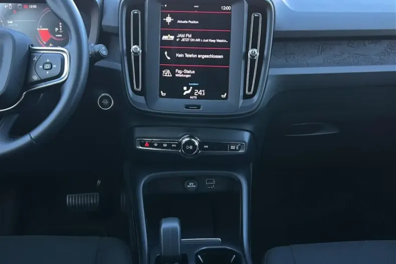 Volvo XC40 din 2022 cu 56.400 km - oferta VOL160936 - foto 11