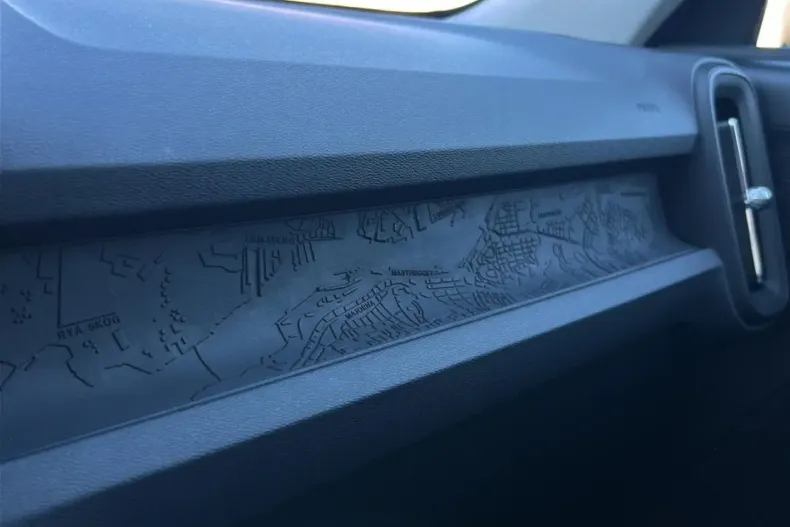 Volvo XC40 din 2022 cu 56.400 km - oferta VOL160936 - foto 17