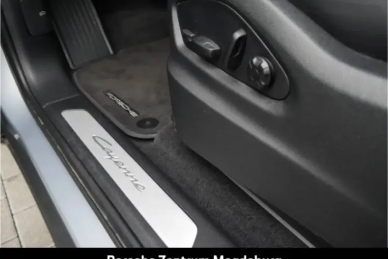 Porsche Cayenne din 2024 cu 23.169 km - oferta POR160943 - foto 18