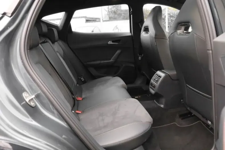 Cupra Formentor din 2025 cu 10.670 km - oferta CUP160951 - foto 4