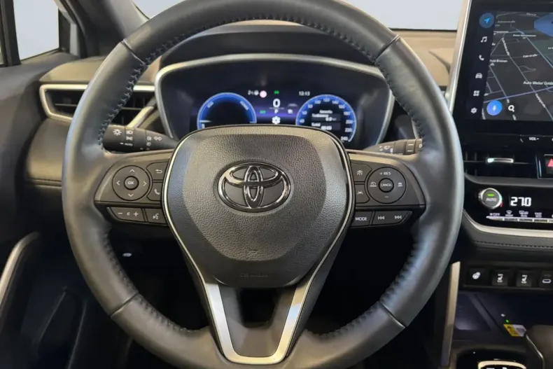 Toyota Corolla Cross din 2024 cu 10.030 km - oferta TOY160952 - foto 10