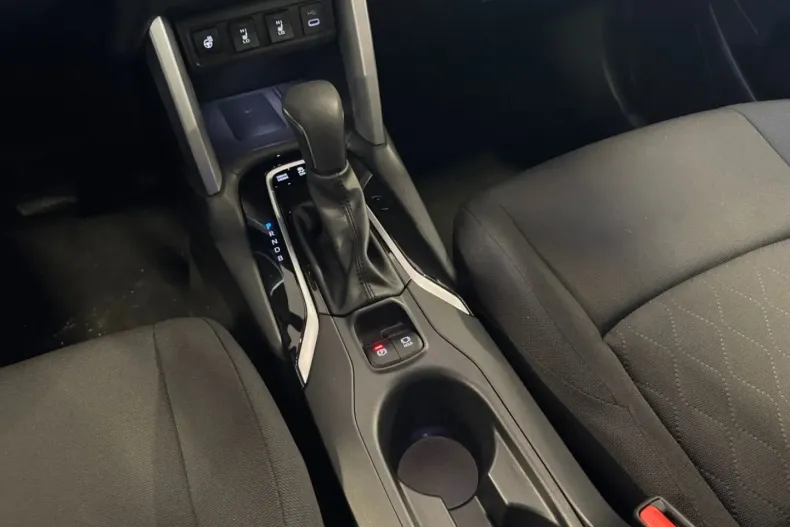 Toyota Corolla Cross din 2024 cu 10.030 km - oferta TOY160952 - foto 11