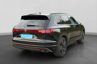 Volkswagen Touareg din 2023 cu 43.956 km - oferta VOL160953 - foto 2