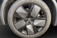 Volkswagen Touareg din 2023 cu 43.956 km - oferta VOL160953 - foto 6