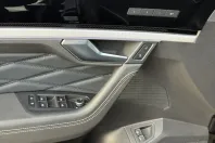 Volkswagen Touareg din 2023 cu 43.956 km - oferta VOL160953 - foto 7