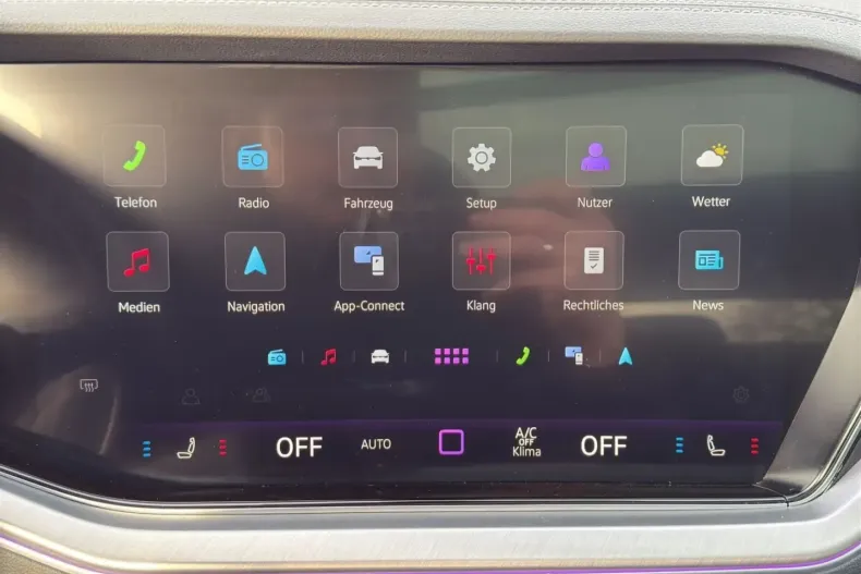 Volkswagen Touareg din 2023 cu 43.956 km - oferta VOL160953 - foto 15