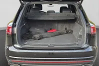 Volkswagen Touareg din 2023 cu 43.956 km - oferta VOL160953 - foto 16