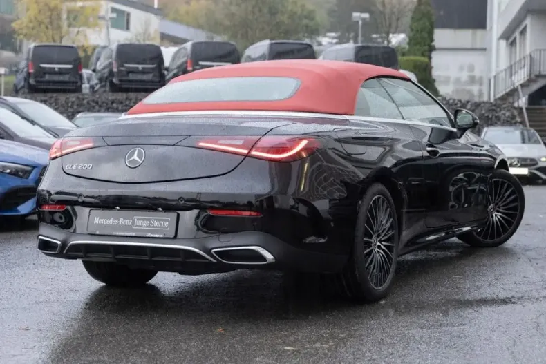 Mercedes-Benz CLE 200 din 2024 cu 9.370 km - oferta MER160956 - foto 2