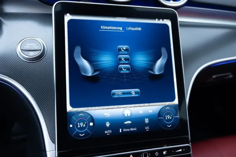 Mercedes-Benz CLE 200 din 2024 cu 9.370 km - oferta MER160956 - foto 11