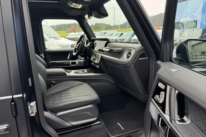 Mercedes-Benz G 63 AMG din 2024 cu 19.550 km - oferta MER160958 - foto 9