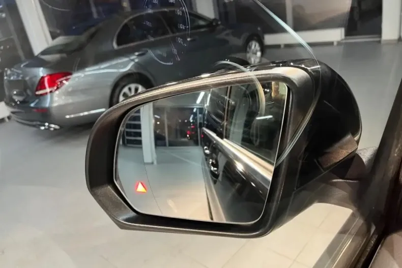 Mercedes-Benz V 300 din 2025 cu 21.402 km - oferta MER160976 - foto 16