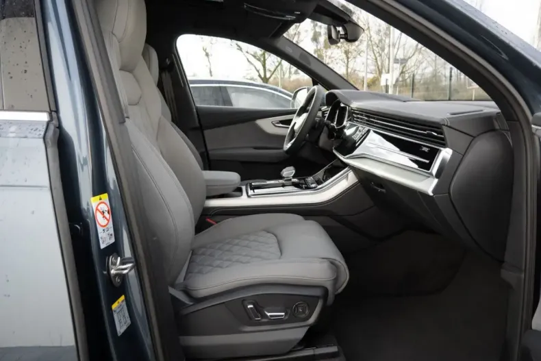 Audi Q7 din 2024 cu 23.000 km - oferta AUD160979 - foto 3