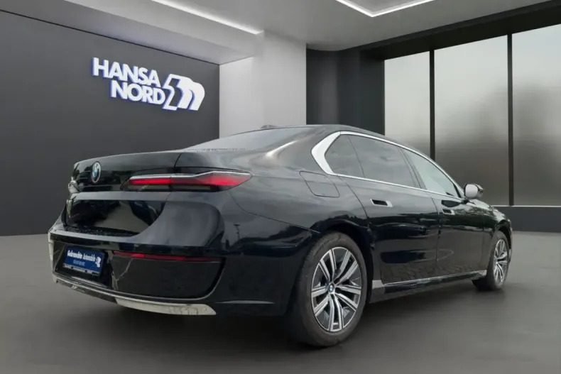 BMW 740 din 2023 cu 95.124 km - oferta BMW160981 - foto 2