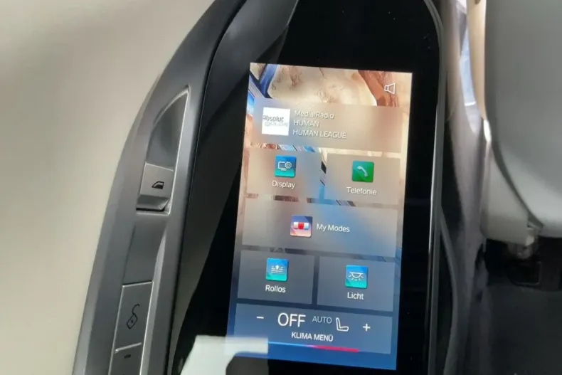 BMW 740 din 2023 cu 95.124 km - oferta BMW160981 - foto 20