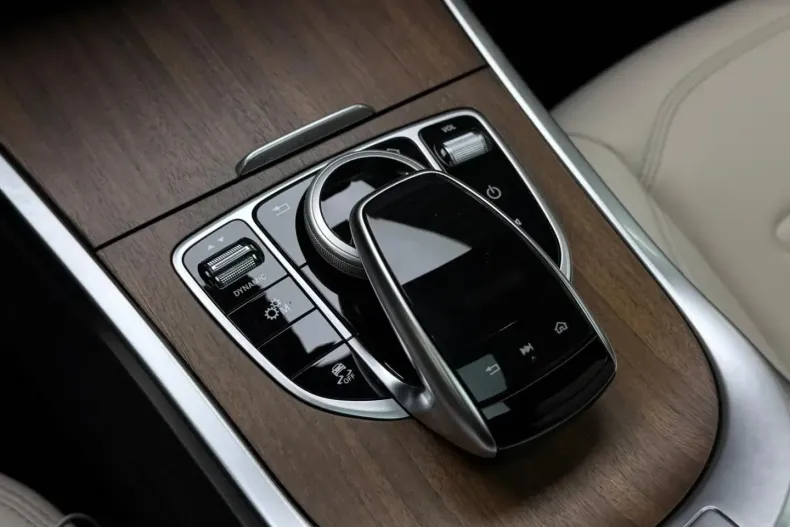 Mercedes-Benz G 500 din 2023 cu 28.000 km - oferta MER160983 - foto 21